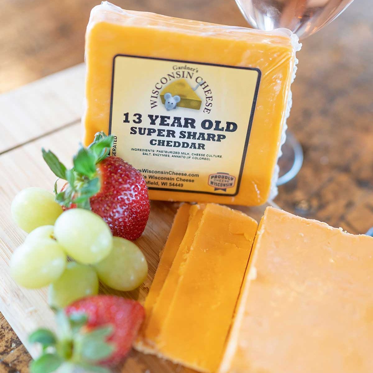 13 - Year - Old Super - Sharp Cheddar - Gardners Wisconsin Cheese and Sausage