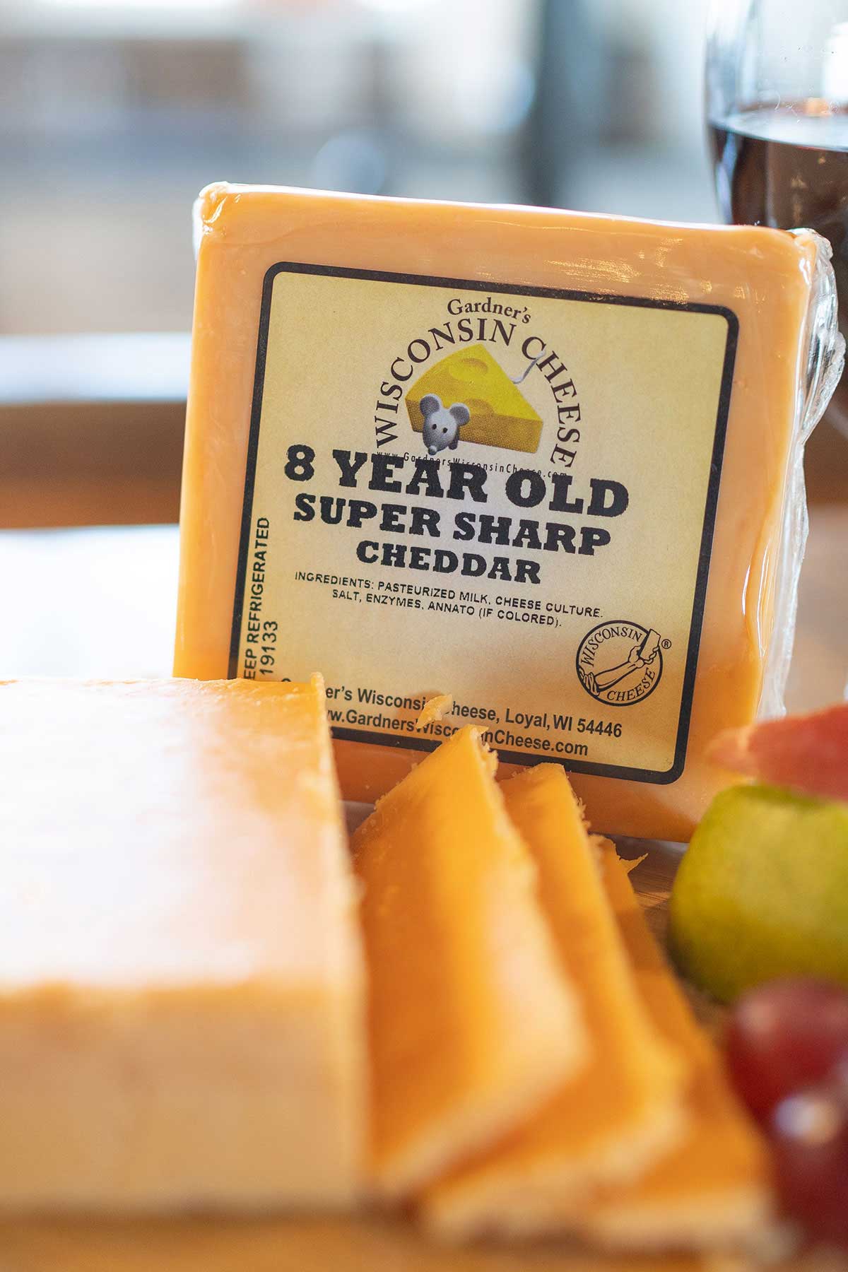 8-Year-Old Super-Sharp Cheddar - Gardners Wisconsin Cheese and Sausage