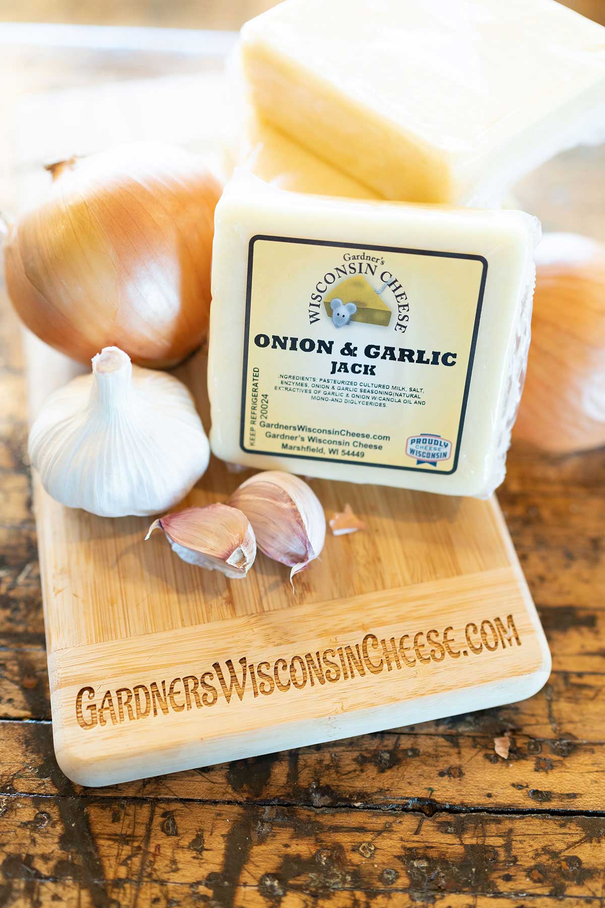 Onion & Garlic Jack - Gardners Wisconsin Cheese and Sausage