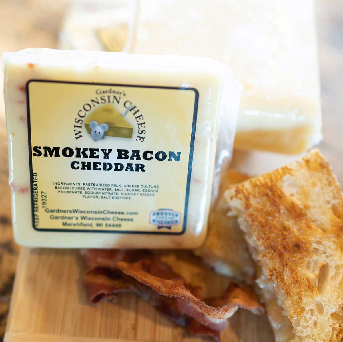 Smokey Bacon Cheddar - Gardners Wisconsin Cheese and Sausage